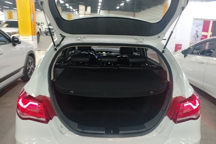 Used Geely Auto Emgrand 2017 Hatchback RS Million Edition 1.5L CVT Upward Version Trunk