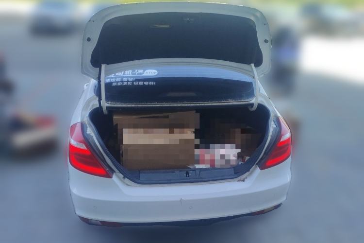 Used Geely Auto Emgrand 2017 Sedan Million Edition 1.5L Manual - Upward Version Trunk