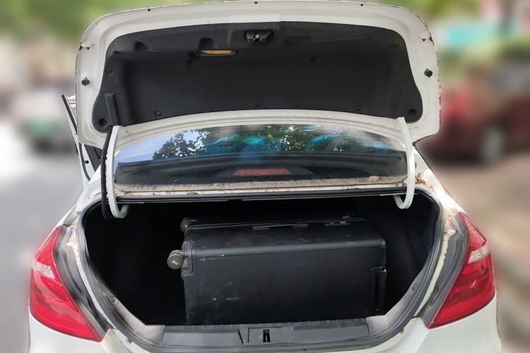 Used Geely Auto Emgrand 2017 Sedan Million Edition 1.5L Manual - Upward Version Trunk