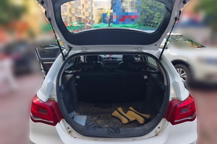 Used Geely Auto Emgrand 2017 Hatchback RS Million Edition 1.5L Manual Upward Version Trunk