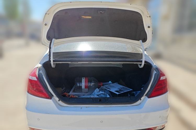 Used Geely Auto Emgrand 2017 Sedan Million Edition 1.5L CVT Upward Connectivity Version Trunk