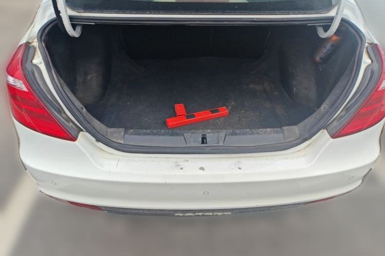 Used Geely Auto Emgrand 2017 Sedan Million Edition 1.5L Manual Luxury Model Trunk