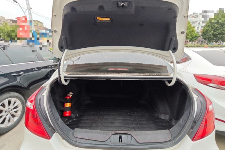 Used Geely Auto Emgrand 2017 Sedan Million Edition 1.5L CVT Upward Version Trunk
