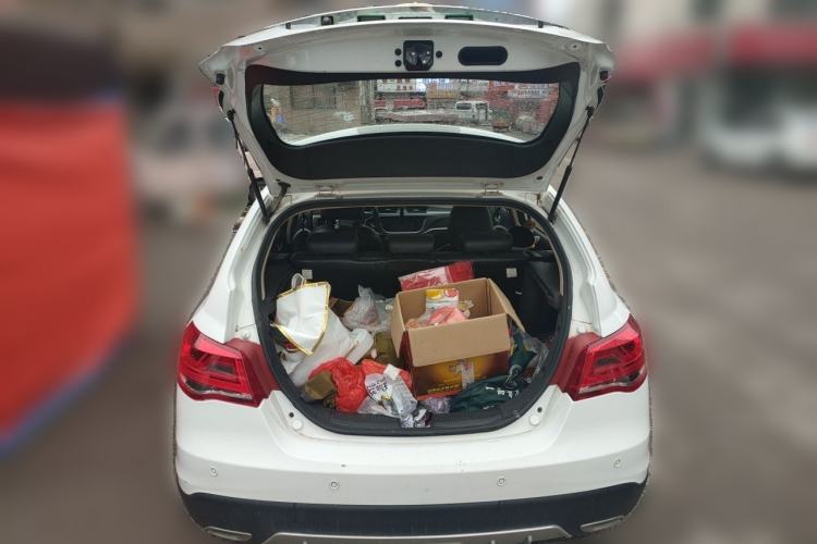 Used Geely Auto Emgrand 2017 Hatchback RS Million Edition 1.5L CVT Upward Version Trunk