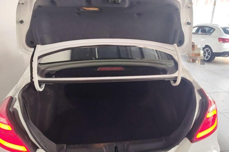 Used Geely Auto Emgrand 2017 Sedan Million Edition 1.5L CVT Upward Version Trunk