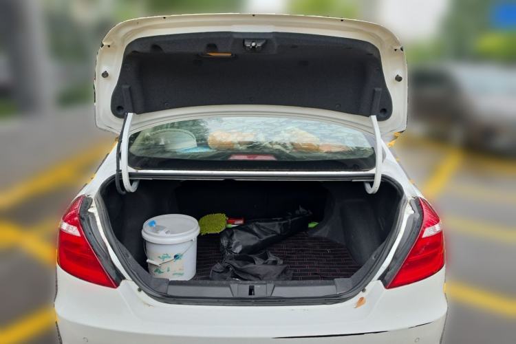 Used Geely Auto Emgrand 2017 Sedan Million Edition 1.5L Manual - Upward Version Trunk