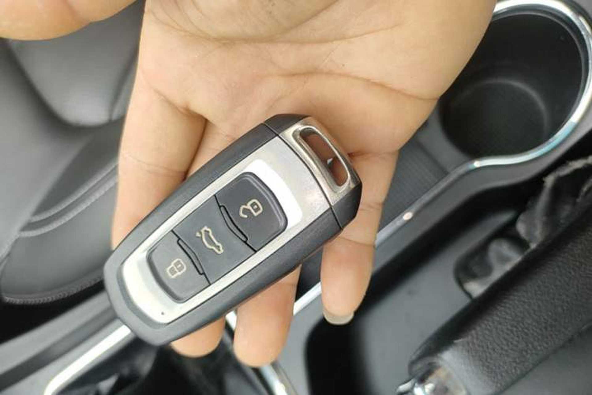 Used Geely Auto Emgrand 2017 Sedan Million Edition 1.5L Manual - Upward Version Vehicle Key