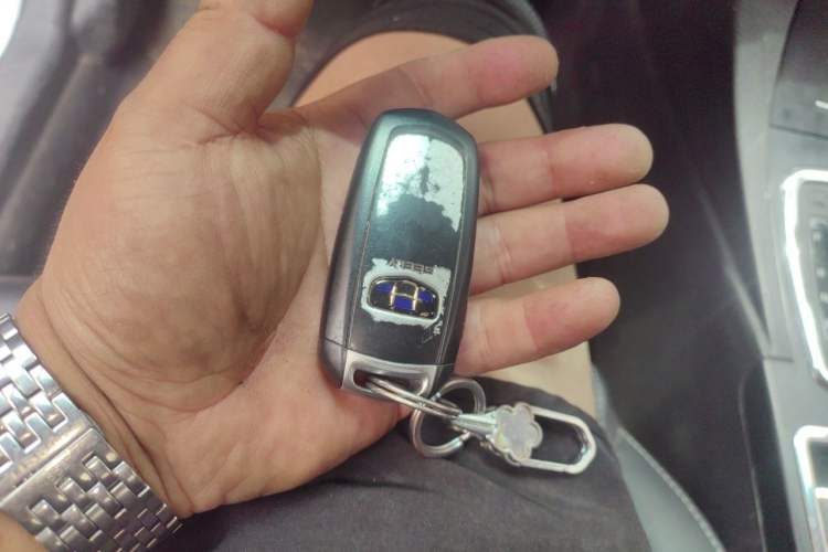 Used Geely Auto Emgrand 2017 Sedan Million Edition 1.5L CVT Upward Connectivity Version Vehicle Key