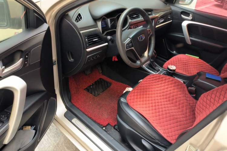 Used Geely Auto Emgrand 2017 Sedan Million Edition 1.5L CVT Upward Version Driver Seat