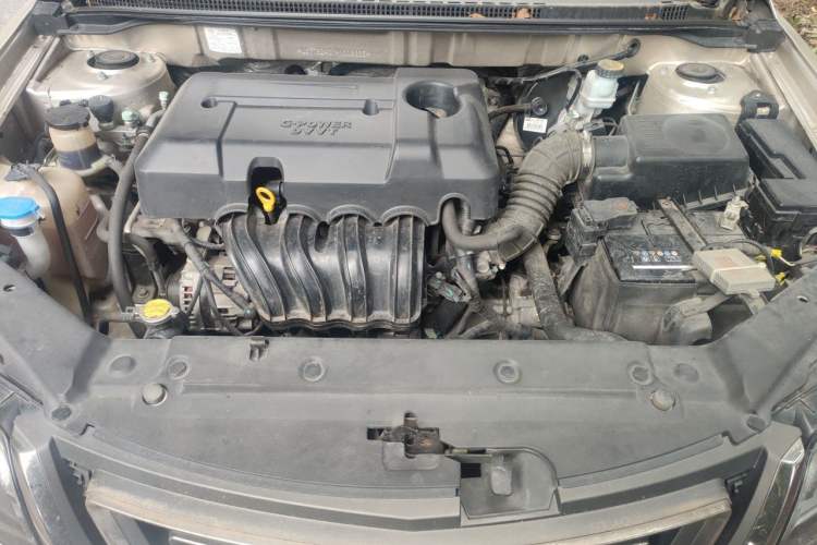 Used Geely Auto Emgrand 2017 Sedan Million Edition 1.5L Manual Fashion Model Engine Bay