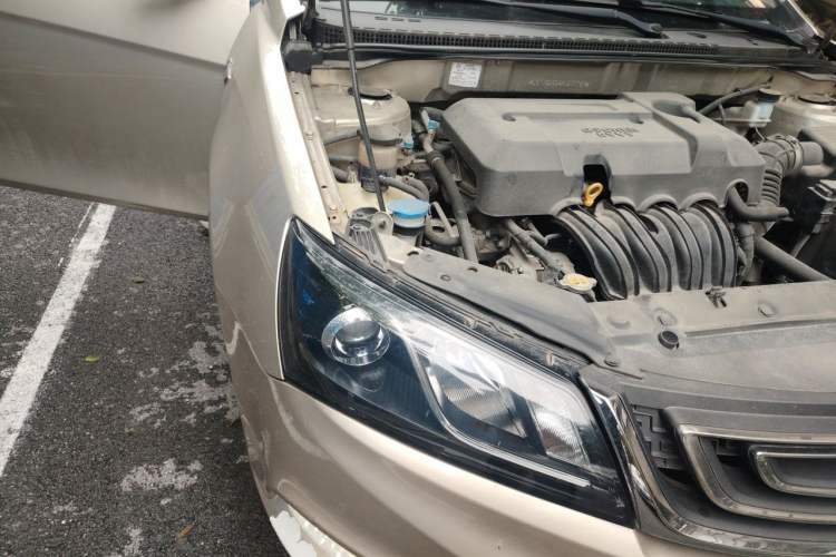 Used Geely Auto Emgrand 2017 Sedan Million Edition 1.5L Manual Upward Connect Version Engine Bay Right