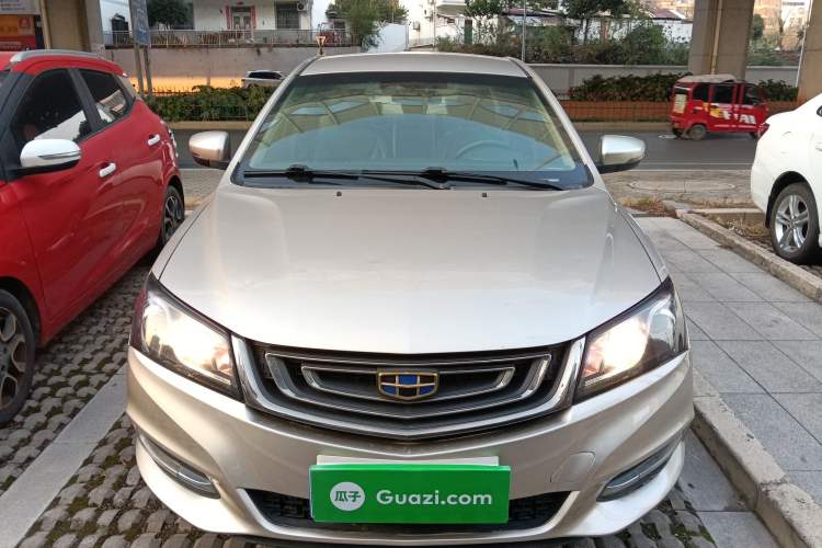 Used Geely Auto Emgrand 2017 Sedan Million Edition 1.5L Manual Luxury Model Exterior 1