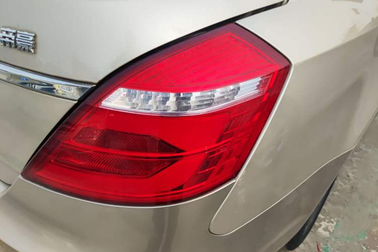 Used Geely Auto Emgrand 2017 Sedan Million Edition 1.5L Manual - Upward Version Exterior 3