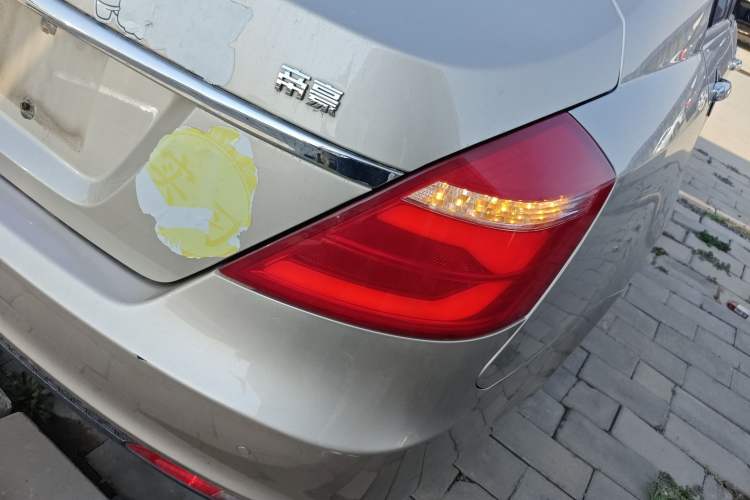 Used Geely Auto Emgrand 2017 Sedan Million Edition 1.5L Manual Luxury Model Exterior 3