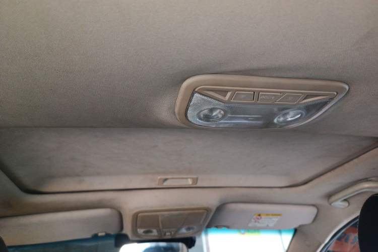 Used Geely Auto Emgrand 2017 Sedan Million Edition 1.3T CVT Upward Version Headliner