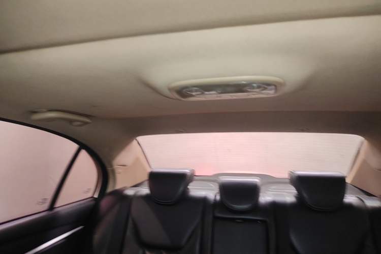 Used Geely Auto Emgrand 2017 Sedan Million Edition 1.3T CVT Upward Version Headliner