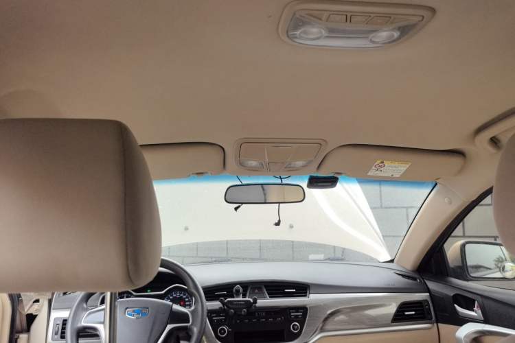 Used Geely Auto Emgrand 2017 Sedan Million Edition 1.5L Manual Fashion Model Headliner