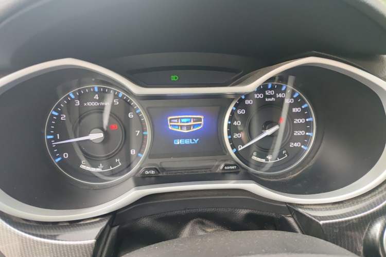 Used Geely Auto Emgrand 2017 Sedan Million Edition 1.5L Manual - Upward Version Instrument Cluster
