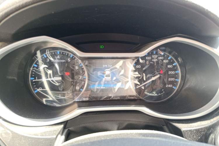 Used Geely Auto Emgrand 2017 Sedan Million Edition 1.5L Manual - Upward Version Instrument Cluster