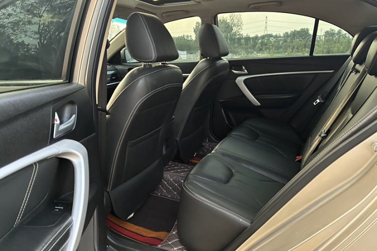 Used Geely Auto Emgrand 2017 Sedan Million Edition 1.5L CVT Upward Version Interior 1