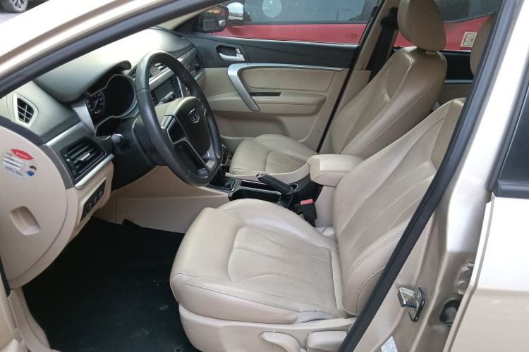 Used Geely Auto Emgrand 2017 Sedan Million Edition 1.5L Manual Luxury Model Left Front Seat