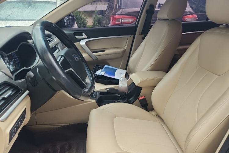 Used Geely Auto Emgrand 2017 Sedan Million Edition 1.5L Manual Luxury Model Left Front Seat