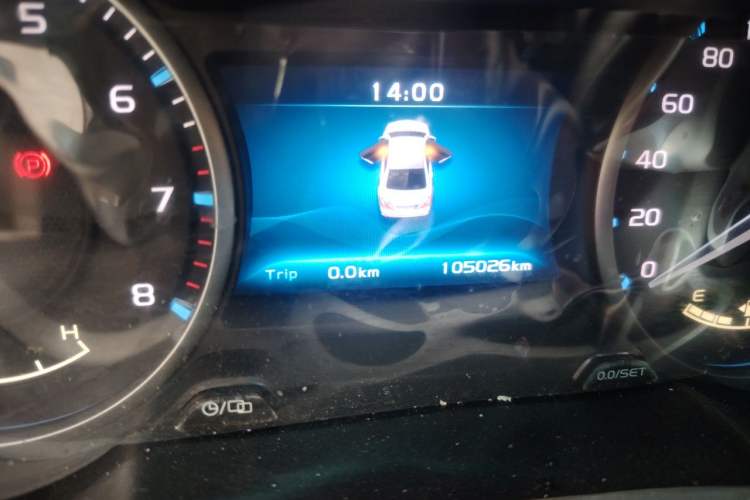 Used Geely Auto Emgrand 2017 Sedan Million Edition 1.5L Manual Upward Connect Version Odometer Close Up