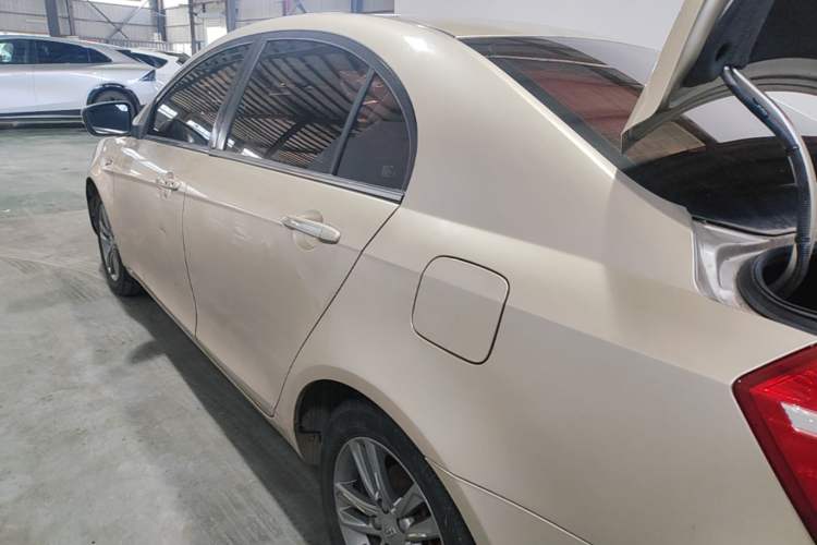 Used Geely Auto Emgrand 2017 Sedan Million Edition 1.3T CVT Upward Version Rear Left 45 Deg
