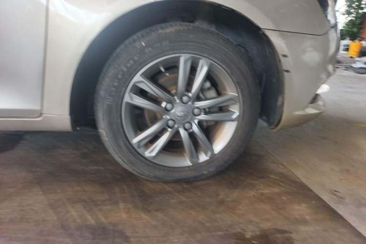 Used Geely Auto Emgrand 2017 Sedan Million Edition 1.5L Manual - Upward Version Right Front Wheel Hub