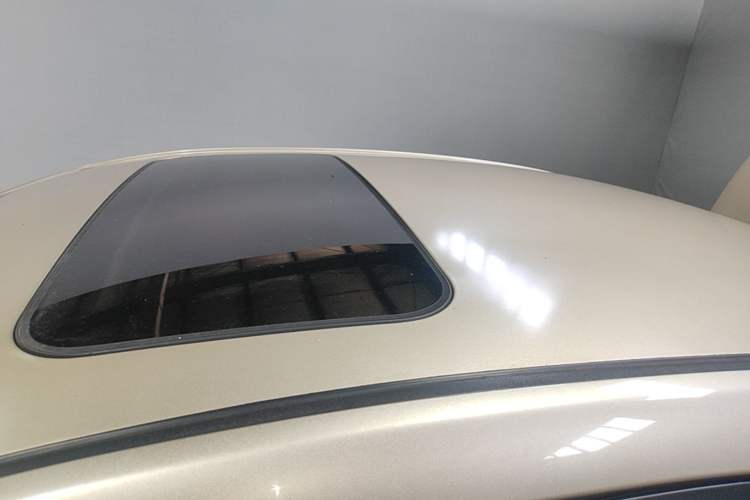 Used Geely Auto Emgrand 2017 Sedan Million Edition 1.3T CVT Upward Version Roof