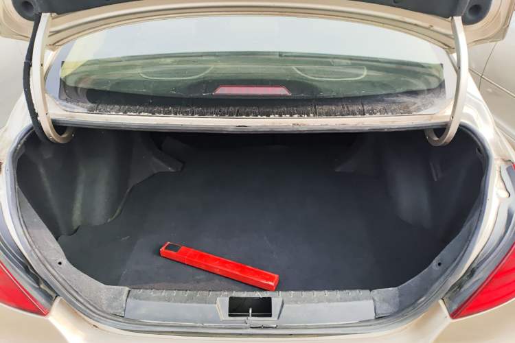 Used Geely Auto Emgrand 2017 Sedan Million Edition 1.5L Manual - Upward Version Trunk