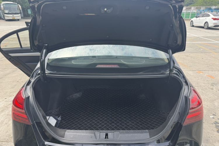 Used Geely Auto Emgrand 2018 1.5L Manual Upward Connect Edition Exterior 9
