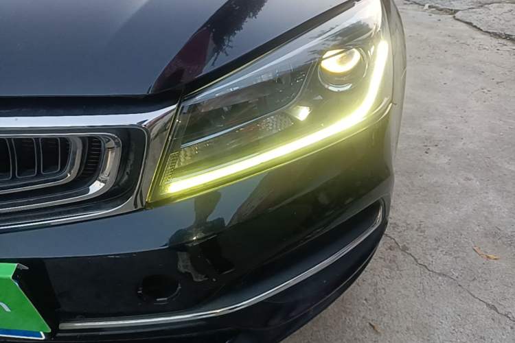 Used Geely Auto Emgrand 2018 1.5L Manual Upward Connect Edition Left Front Headlight