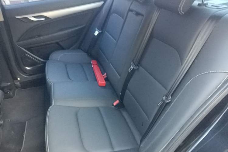 Used Geely Auto Emgrand 2018 1.5L Manual Upward Connect Edition Left Rear Seat