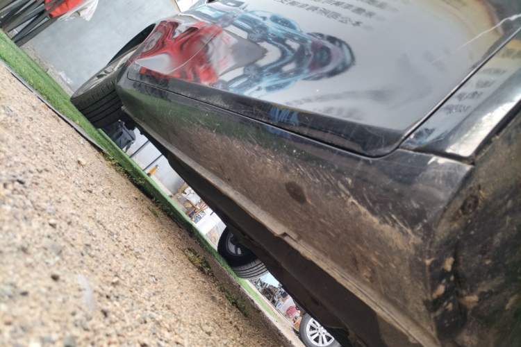 Used Geely Auto Emgrand 2018 1.5L Manual Upward Connect Edition Right Side Sill