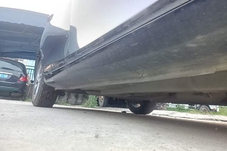 Used Geely Auto Emgrand 2018 1.5L Manual Upward Connect Edition Right Side Sill