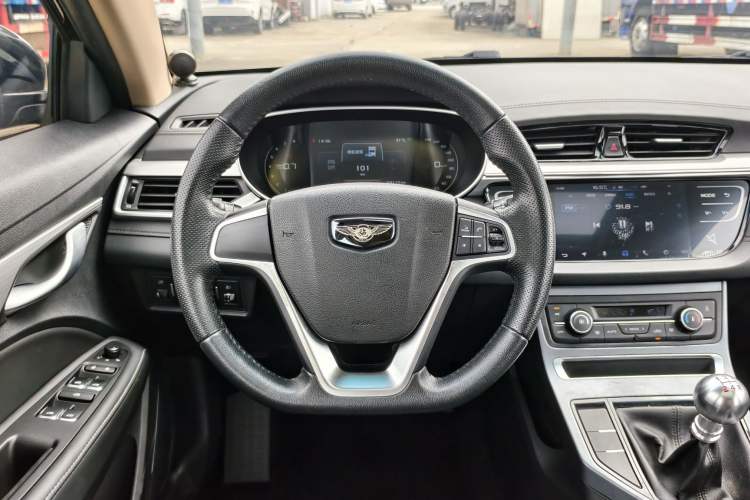 Used Geely Auto Emgrand 2018 1.5L Manual Upward Connect Edition Steering Wheel