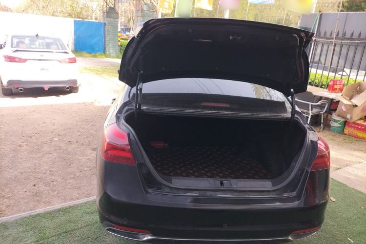 Used Geely Auto Emgrand 2018 1.5L Manual Upward Connect Edition Trunk