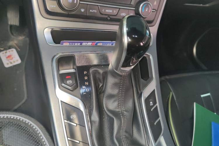 Used Geely Auto Emgrand 2018 1.5L CVT Luxury Model Gear Lever