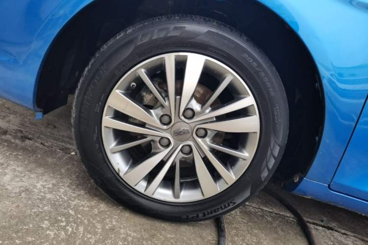 Used Geely Auto Emgrand 2018 1.5L CVT Upward Connect Edition Left Front Wheel Hub