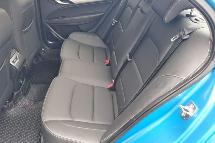 Used Geely Auto Emgrand 2018 1.5L CVT Upward Connect Edition Left Rear Seat