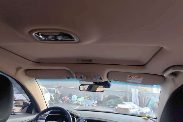 Used Geely Auto Emgrand 2018 1.5L CVT Upward Connect Edition Headliner