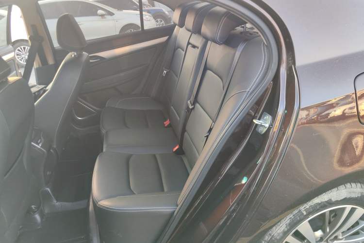 Used Geely Auto Emgrand 2018 1.5L CVT Upward Connect Edition Left Rear Seat