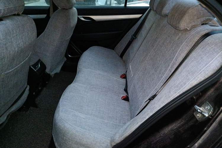 Used Geely Auto Emgrand 2018 1.5L CVT Upward Connect Edition Left Rear Seat