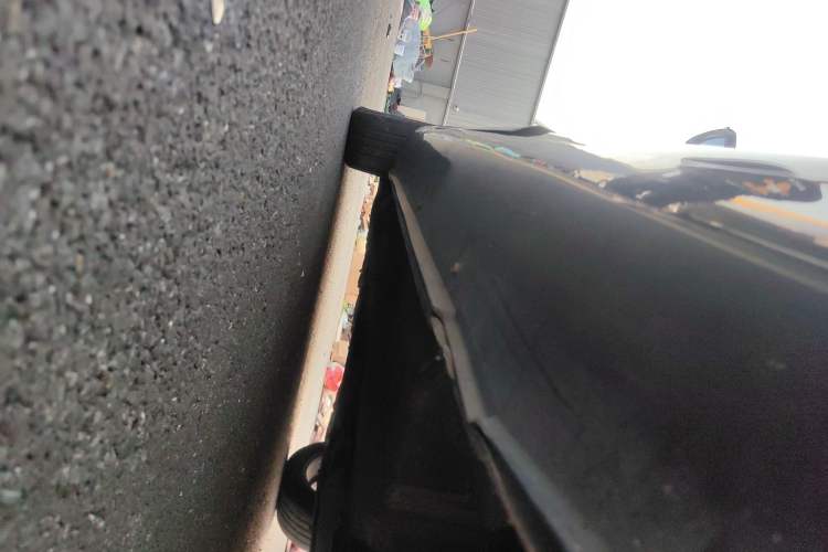 Used Geely Auto Emgrand 2018 1.5L CVT Upward Connect Edition Left Side Sill
