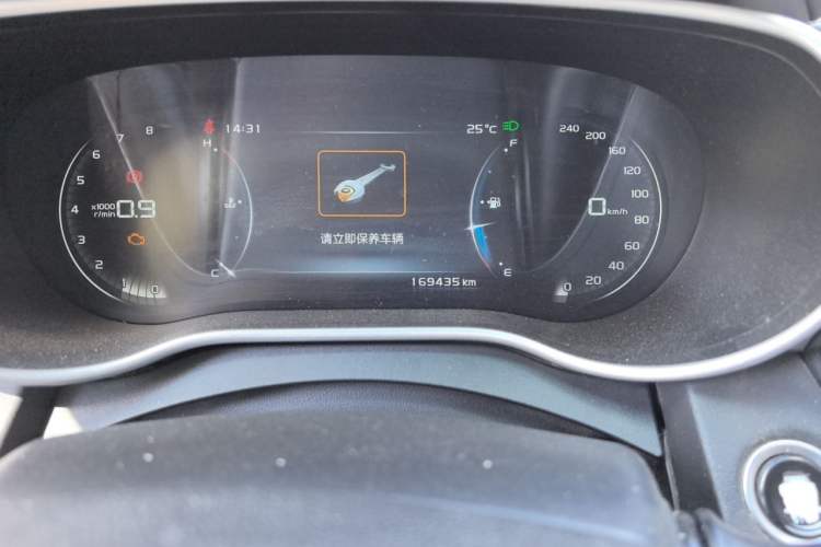 Used Geely Auto Emgrand 2018 1.5L Manual Luxury Model Odometer Close Up