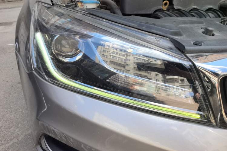 Used Geely Auto Emgrand 2018 1.5L Manual Luxury Model Right Front Headlight