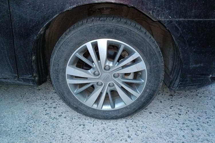 Used Geely Auto Emgrand 2018 1.5L CVT Upward Connect Edition Right Front Wheel Hub