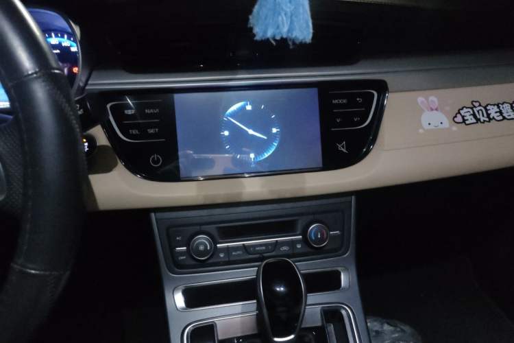Used Geely Auto Emgrand 2018 1.5L CVT Luxury Model Audio And AC Panel