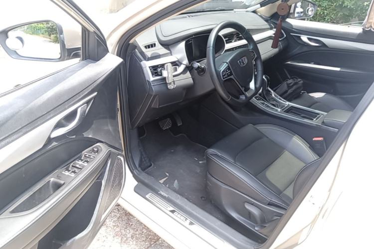 Used Geely Auto Emgrand 2018 1.5L CVT Upward Connect Edition Driver Seat